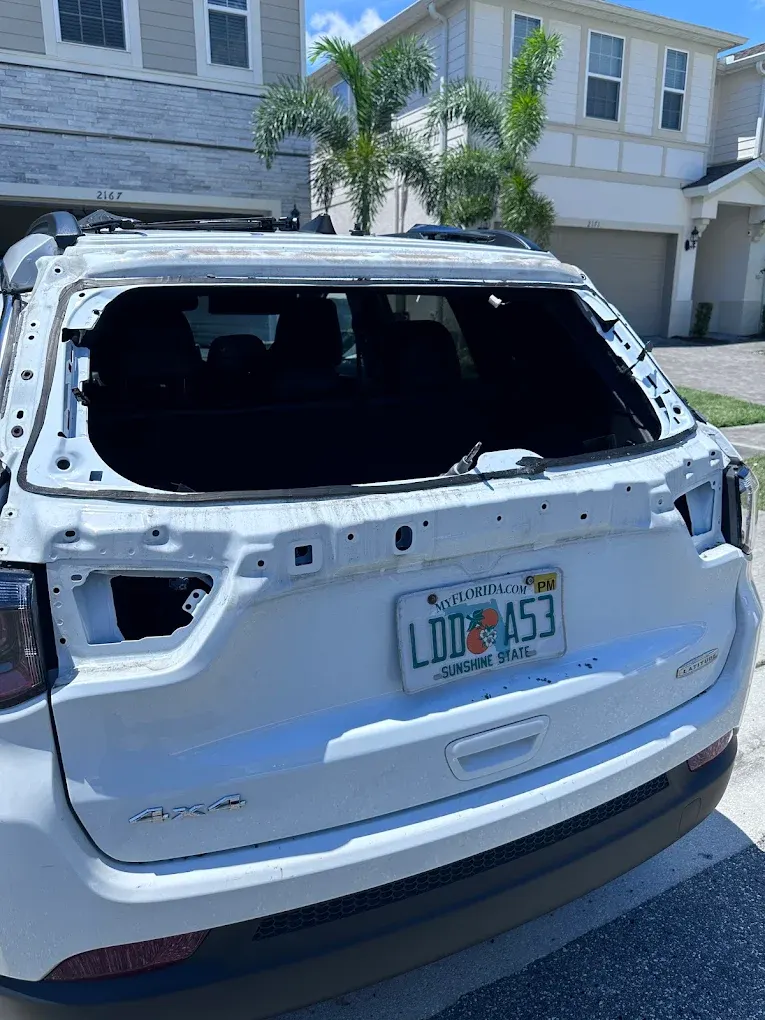 Rear windshield replacement